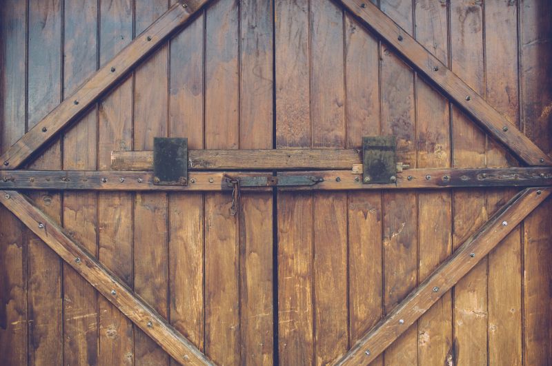 Barn Staining in Waco, TX